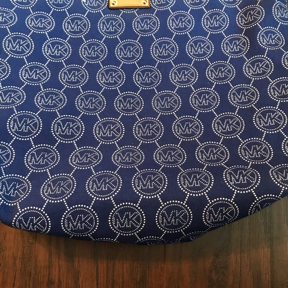 Michael Kors Blue & White Canvas Tote - Picture 4 of 8